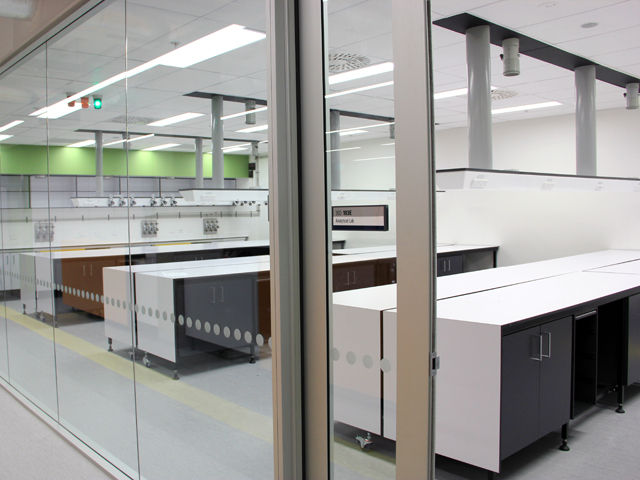 Auckland Uni UG Chemistry Lab